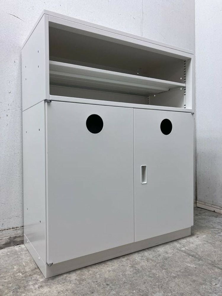 上下書庫セット　鍵あり　ホワイト　両開き/3段ラテラル　オカムラ製レクトライン 中古】オカムラ レクトライン 両開き+3段ラテラル書庫 中古オフィス家具
