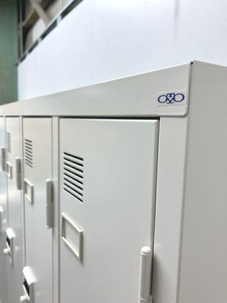 TOYO8人用ロッカー 商品画像5