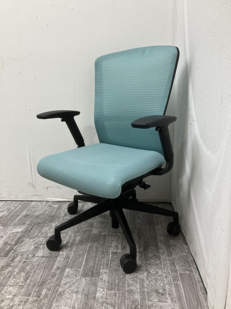 事務イス　メッシュ　ブルー　ウチダ製エルフィ　　ELA2-00B ウチダ 可動肘付エルフィチェア ELA2-00B | 無限堂ネットショップ