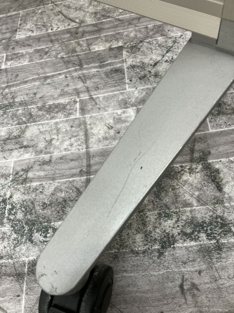 ウチダ（内田洋行）リンキー2シリーズ 縦型脚付両面ホワイトボード 商品画像7