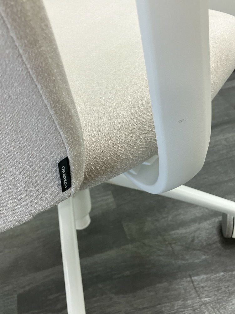 オカムラエントリー（ENTRY）チェア 固定肘付ライブスエントリーチェア 商品画像9