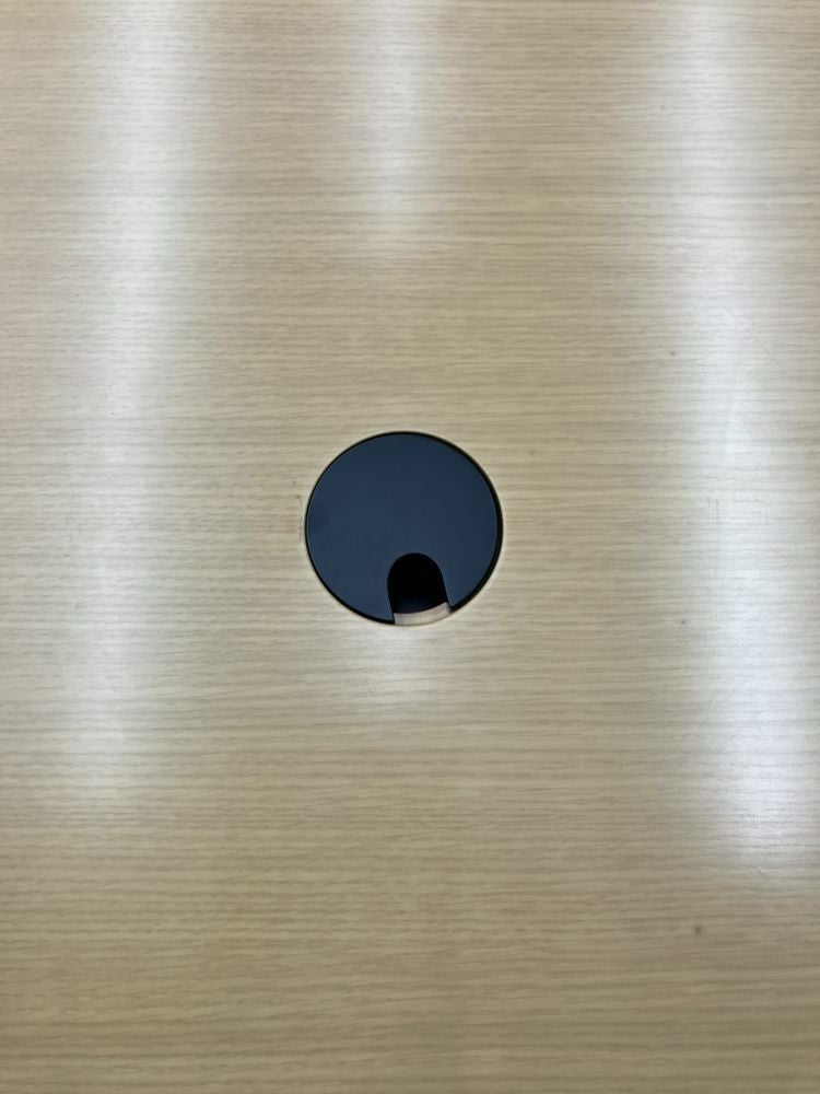 オカムラフェムールシリーズ 役員室用家具4点セット	 商品画像3