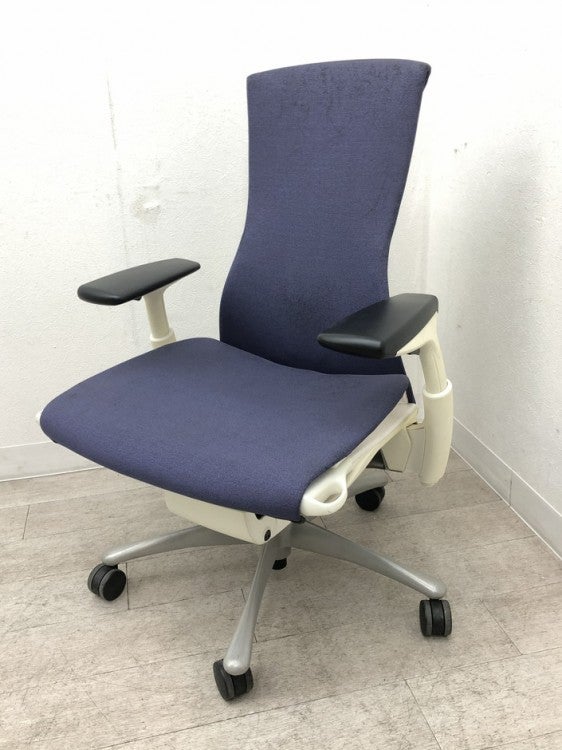 HermanMiller（ハーマンミラー）エンボディチェア 可動肘付エンボディチェア 商品画像1