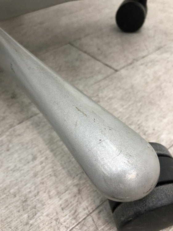 HermanMiller（ハーマンミラー）エンボディチェア 可動肘付エンボディチェア 商品画像8