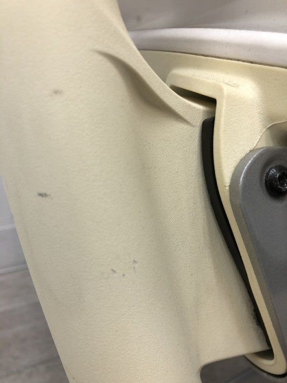 HermanMiller（ハーマンミラー）エンボディチェア 可動肘付エンボディチェア 商品画像9