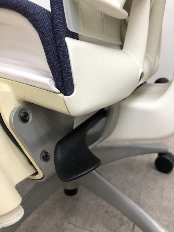 HermanMiller（ハーマンミラー）エンボディチェア 可動肘付エンボディチェア 商品画像16