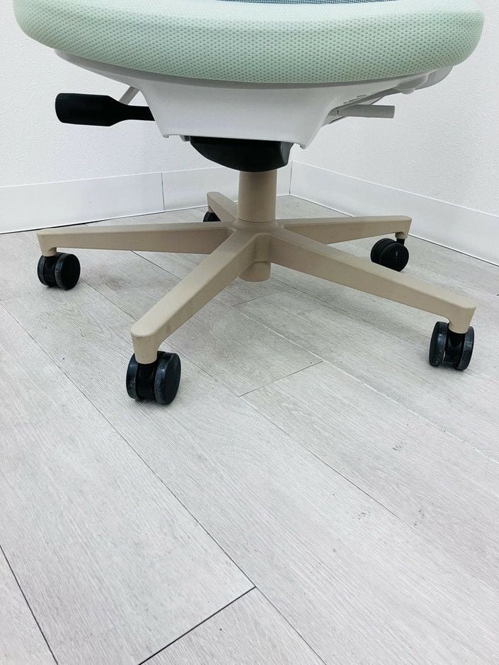 コクヨMonet（モネット）シリーズ 固定肘付モネットチェア 商品画像15