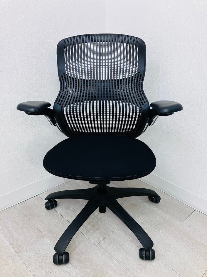 Knoll（ノール）Generation(ジェネレーション)チェア 肘付ジェネレーションチェア 商品画像2