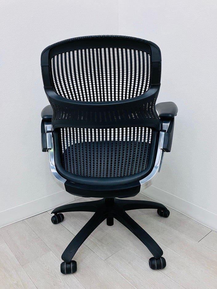 Knoll（ノール）Generation(ジェネレーション)チェア 肘付ジェネレーションチェア 商品画像4