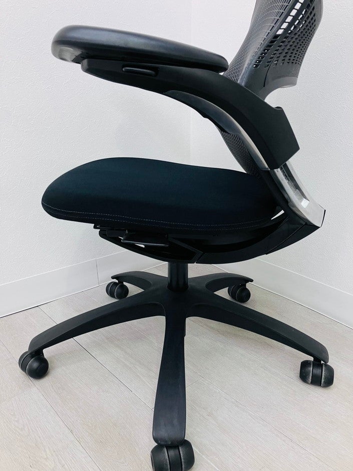 Knoll（ノール）Generation(ジェネレーション)チェア 肘付ジェネレーションチェア 商品画像17