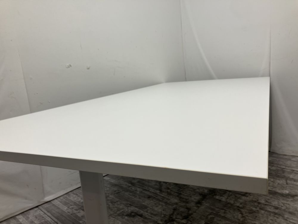 コクヨJUTO（ジュート）シリーズ 2100ミーティングテーブル 商品画像2