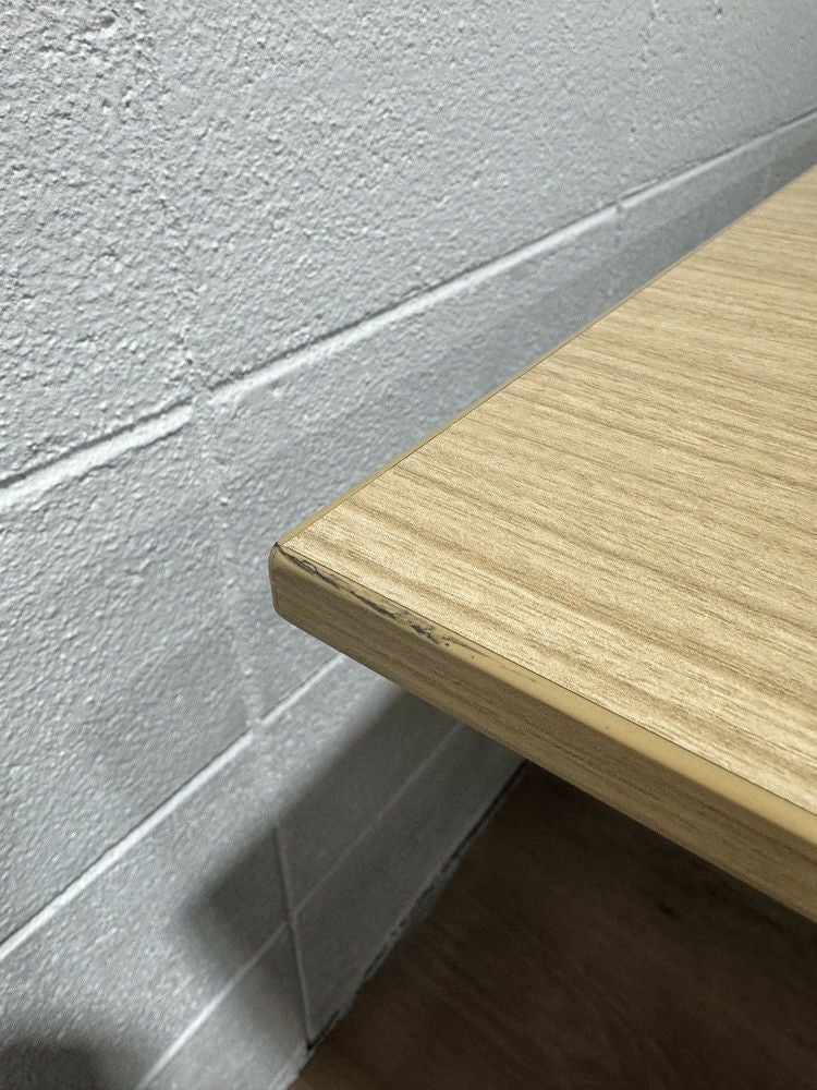 イトーキDDシリーズ 2400ミーティングテーブル 商品画像11