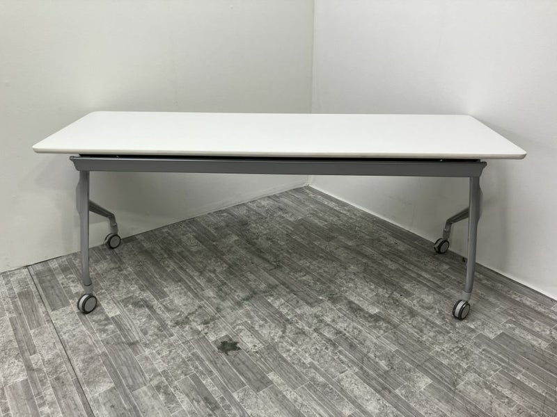 コクヨ1800サイドスタックテーブル 商品画像1