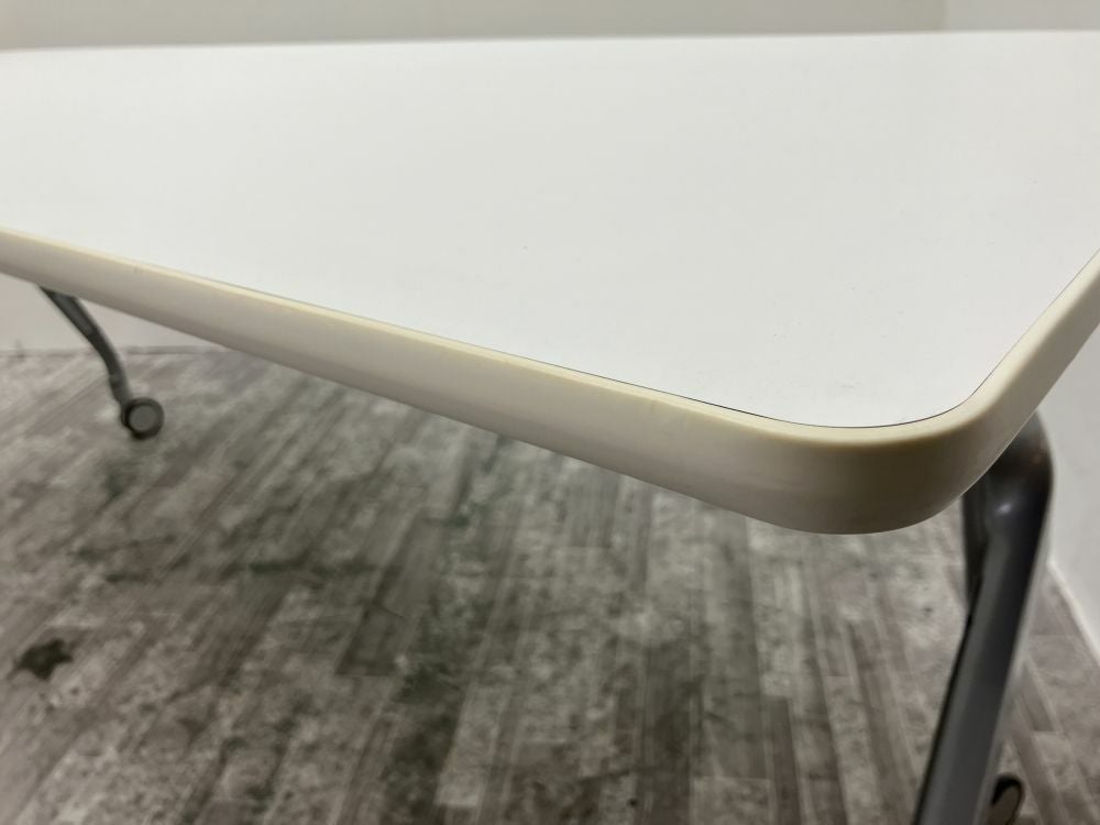 コクヨ1800サイドスタックテーブル 商品画像9