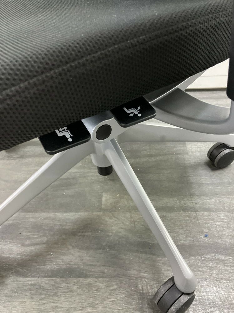 オカムラChoral（コーラル）チェア 可動肘付コーラルチェア 商品画像10