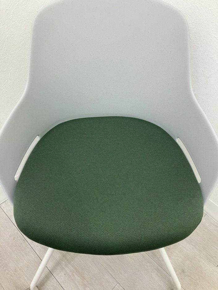 コクヨLiite（リーテ）シリーズ ミーティングチェア 商品画像8