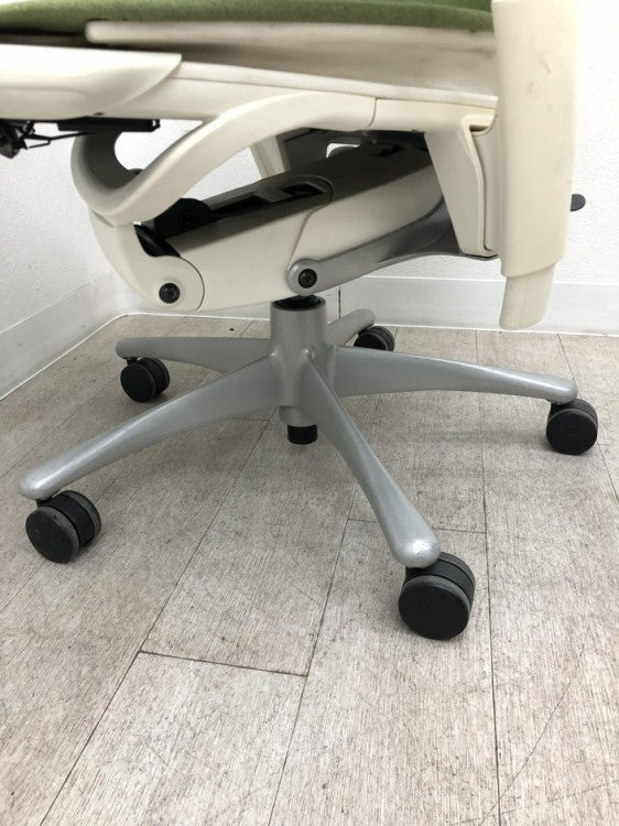 HermanMiller（ハーマンミラー）エンボディチェア 可動肘付エンボディチェア 商品画像16