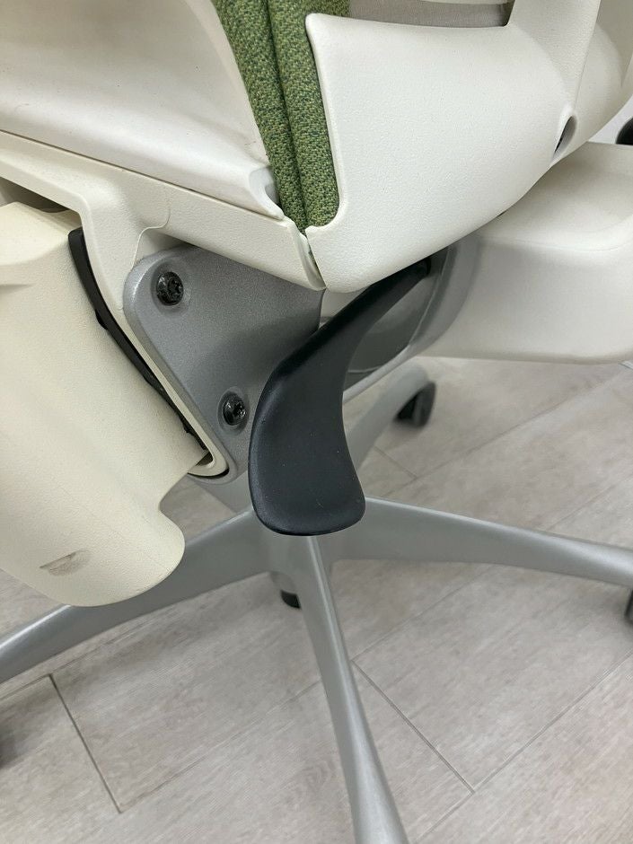 HermanMiller（ハーマンミラー）エンボディチェア 可動肘付エンボディチェア 商品画像18