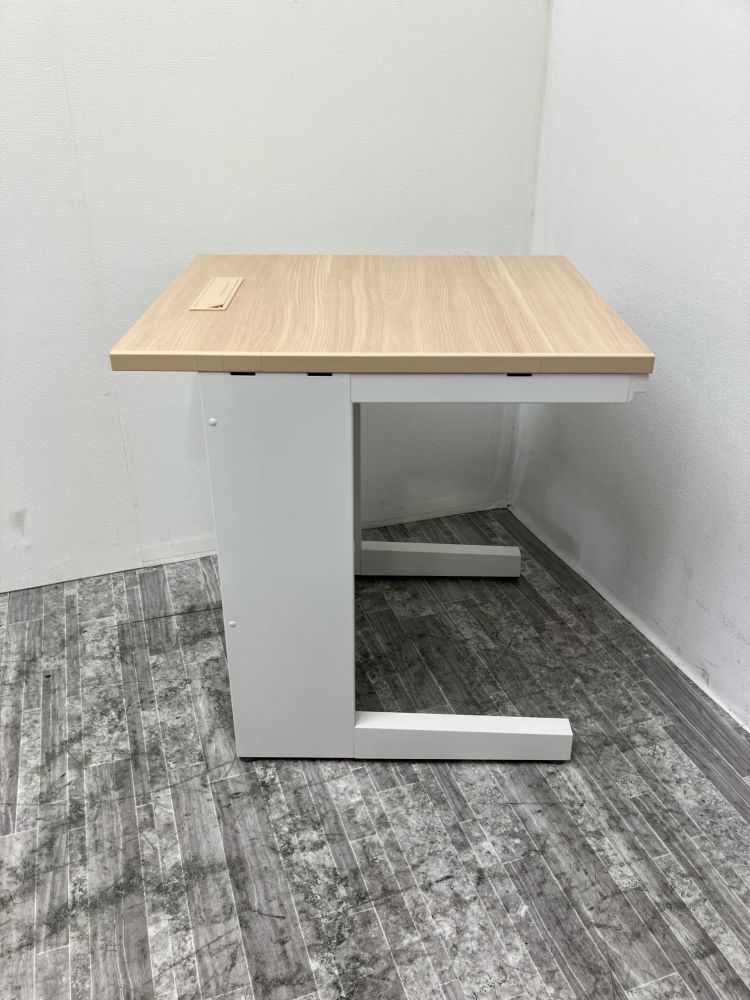 ウチダ（内田洋行）600平デスク 商品画像4