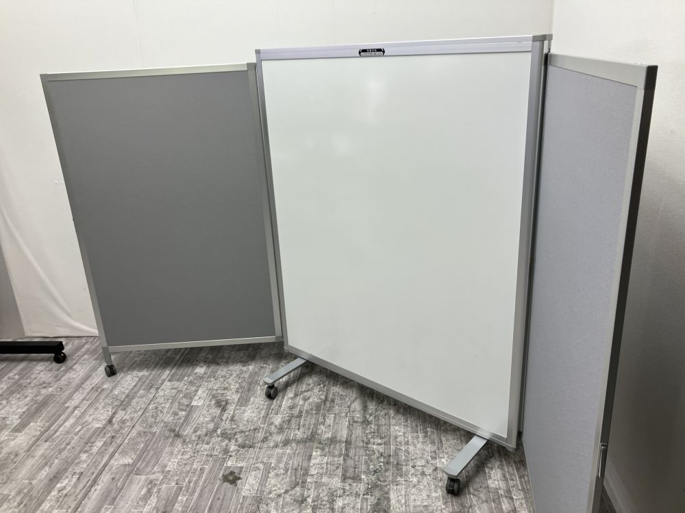 プラスTSスクリーンシリーズ ホワイトボード付スライド式3連結パーテーション 商品画像2