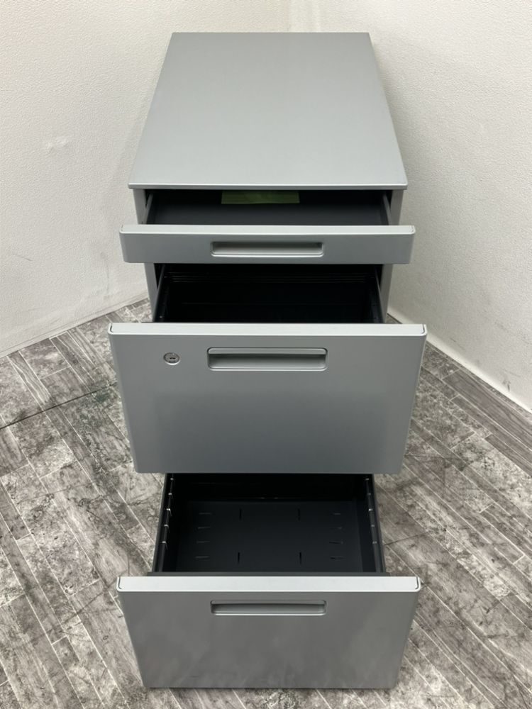 コクヨワークヴィスタ（WorkVista）シリーズ 6人用フリーアドレスデスク+ワゴンセット 商品画像8