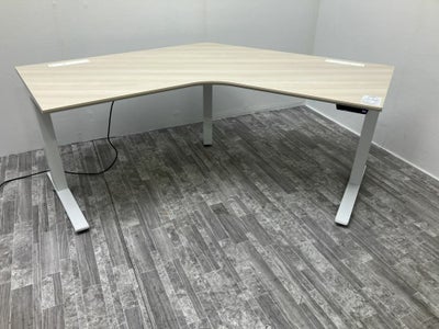 オカムラSwift(スイフト)シリーズ 電動昇降式ブーメランデスク 商品画像1