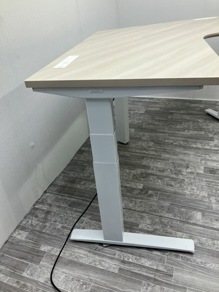 オカムラSwift(スイフト)シリーズ 電動昇降式ブーメランデスク 商品画像6