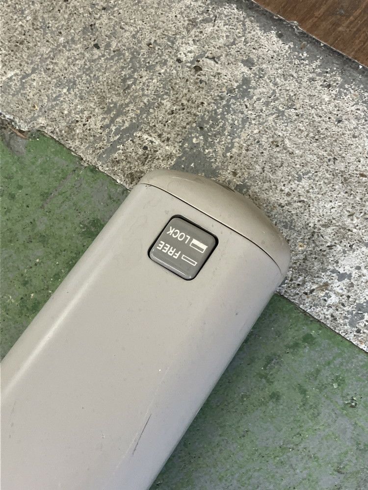 コクヨ1800脚付ホワイトボード 商品画像8