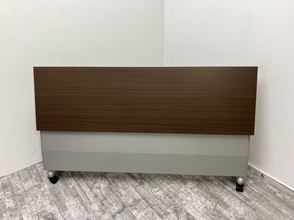 イトーキコンシアシリーズ 1500サイドスタックテーブル 商品画像1