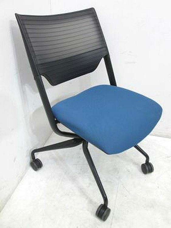 イトーキ レクシブチェア2