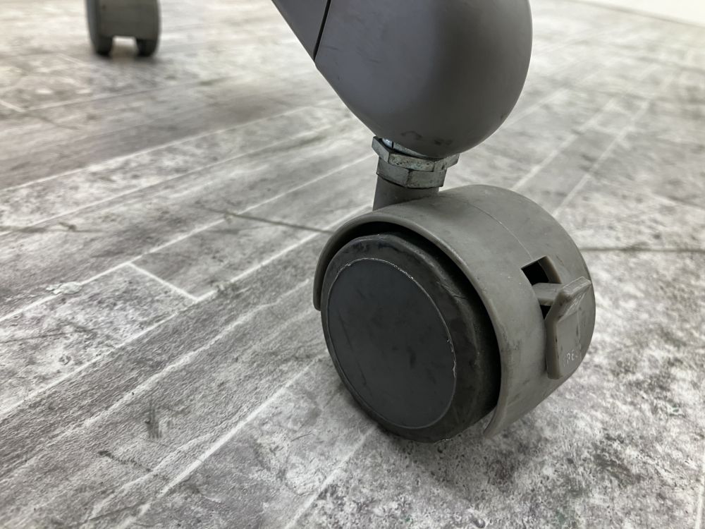 イトーキ1800サイドスタックテーブル 商品画像6