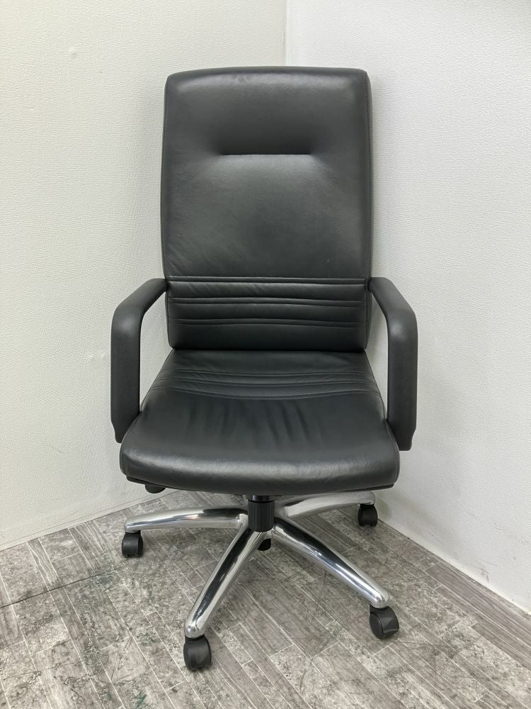 イトーキC-1タイプシリーズ 固定肘付マネジメントチェア 商品画像2