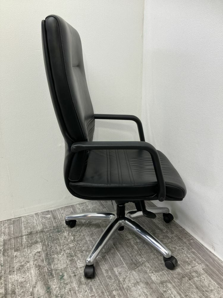 イトーキC-1タイプシリーズ 固定肘付マネジメントチェア 商品画像6