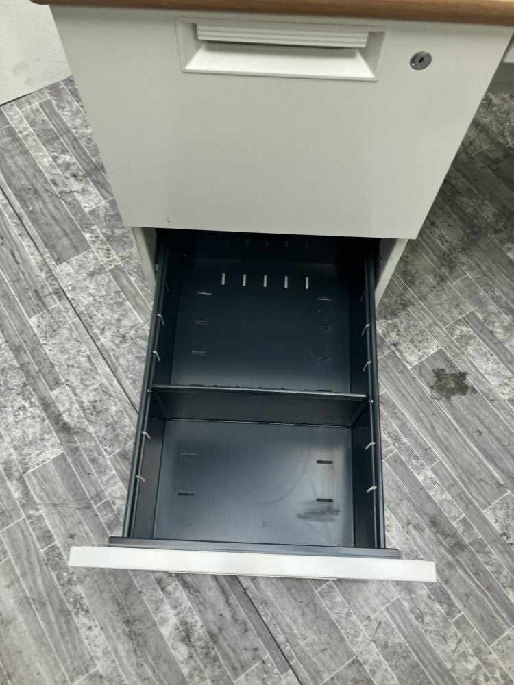 プラスリードシリーズ 1400両袖デスク 商品画像4