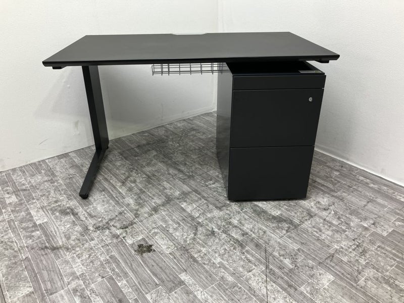 1200平デスク+ワゴンセット 商品画像1