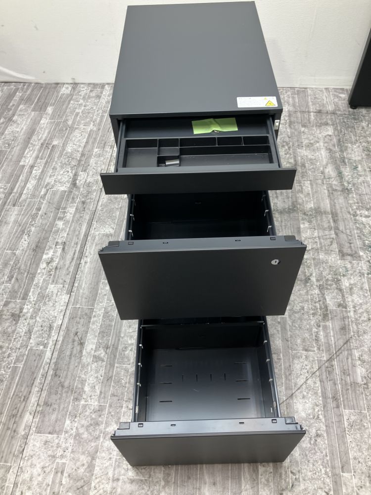 1200平デスク+ワゴンセット 商品画像9