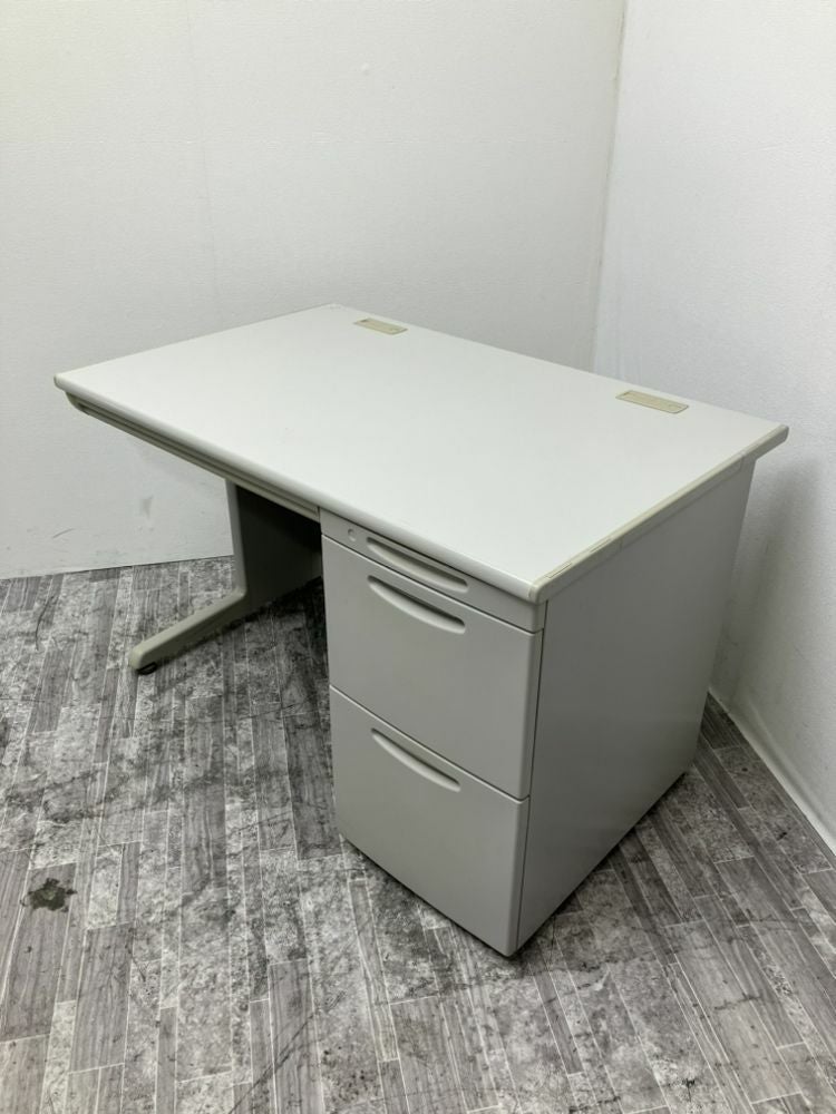 オカムラ1100片袖デスク 商品画像2