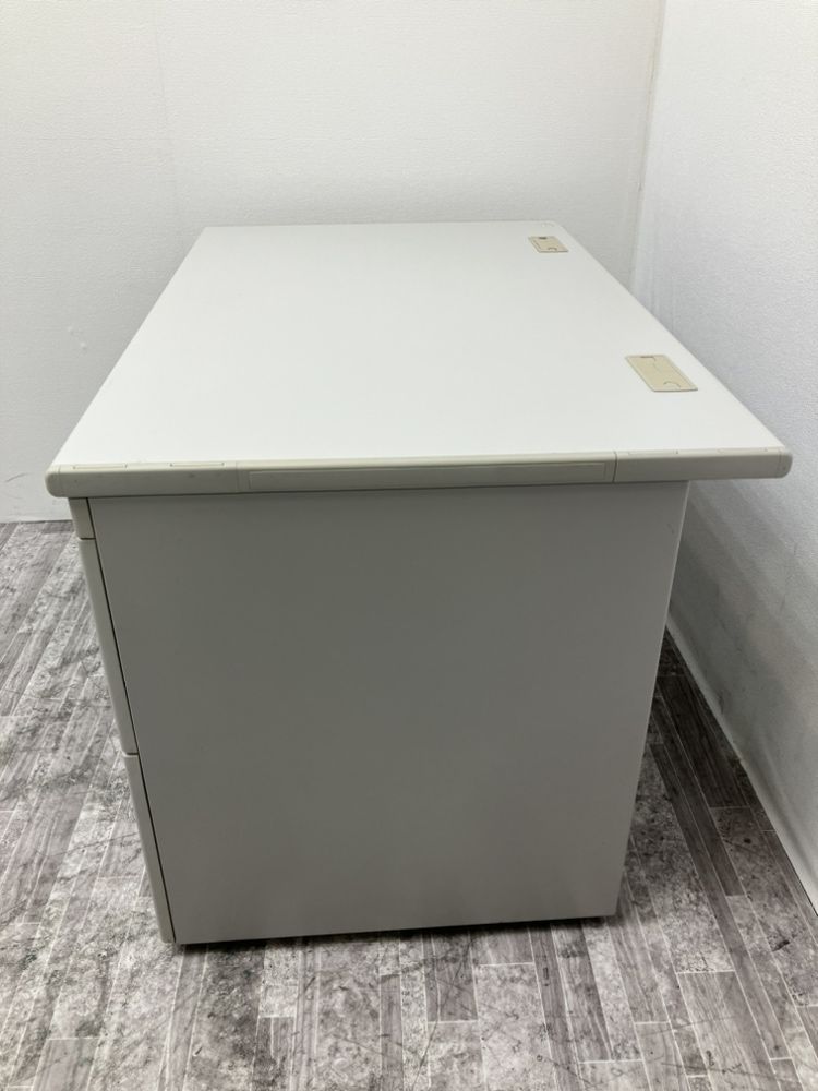 オカムラ1100片袖デスク 商品画像3