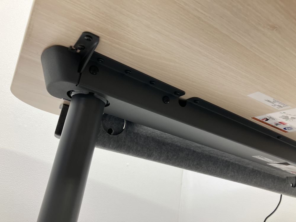 スチールケース1200電動昇降デスク 商品画像7
