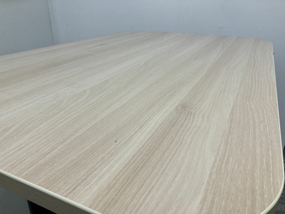 スチールケース1200電動昇降デスク 商品画像8