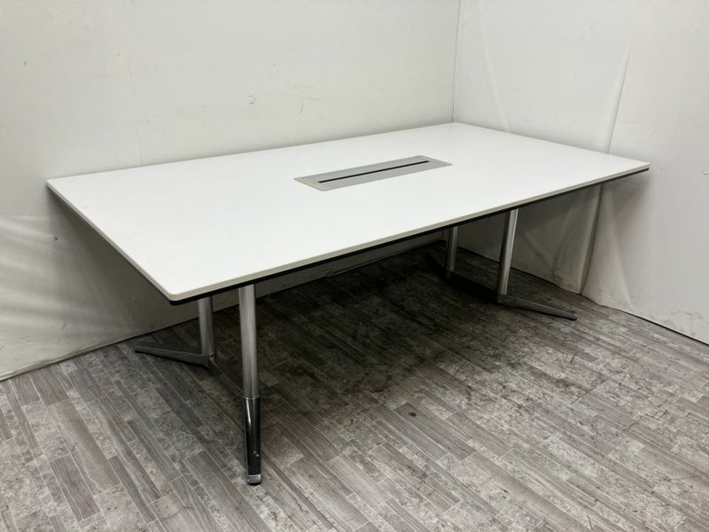 ラティオ2シリーズ 2100ミーティングテーブル 商品画像1