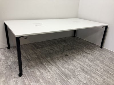 コクヨワークフィットシリーズ 2400ミーティングテーブル 商品画像1