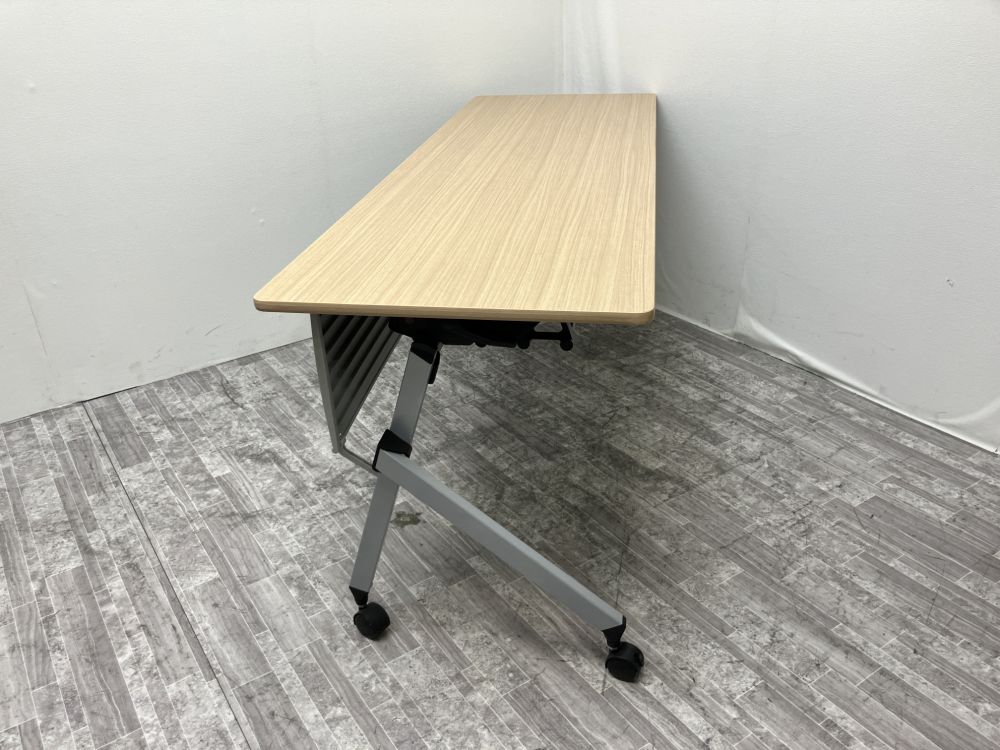 イトーキHXシリーズ 1800サイドスタックテーブル 商品画像5