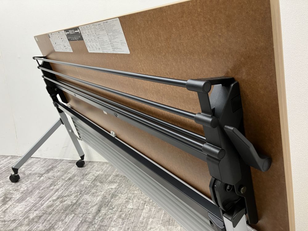 イトーキHXシリーズ 1800サイドスタックテーブル 商品画像9