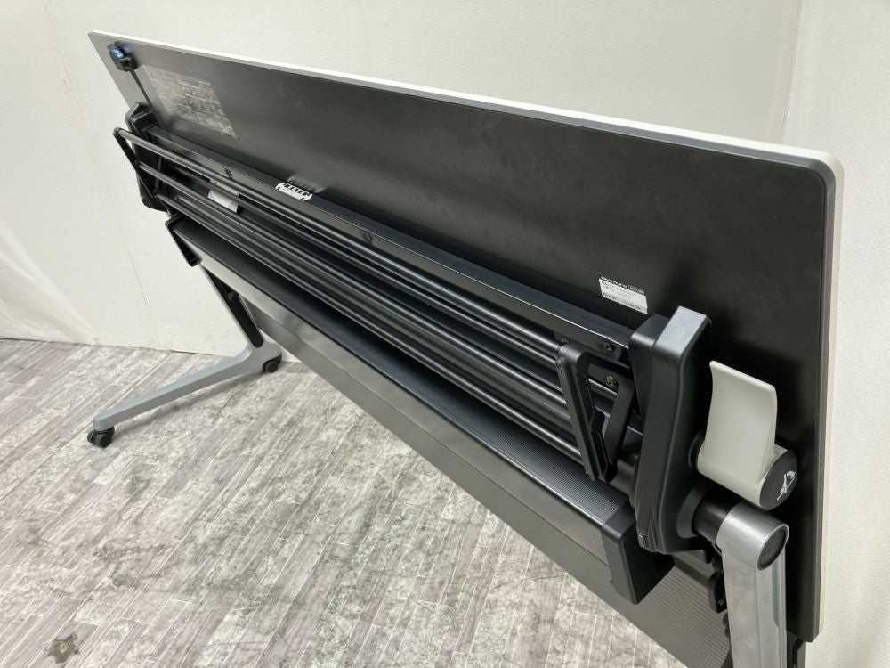 オカムラインターアクトプロ（INTERACT PRO）シリーズ 1800サイドスタックテーブル 商品画像7