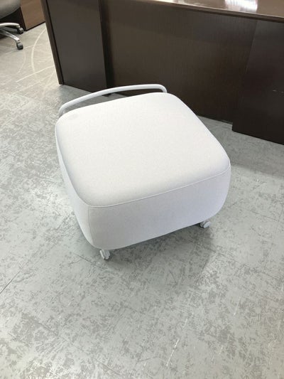 コクヨエニーソファシリーズ 1人掛けスツール 商品画像1