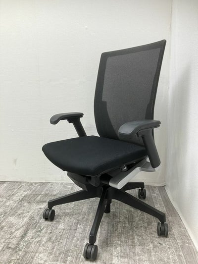 イトーキVento(ヴェントチェア)シリーズ 可肘付きヴェントチェア 商品画像1