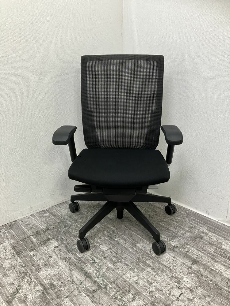 イトーキVento(ヴェントチェア)シリーズ 可肘付きヴェントチェア 商品画像2