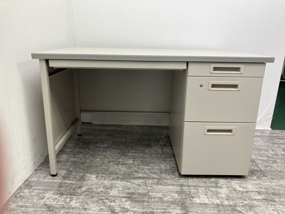 コクヨ1200片袖デスク 商品画像1