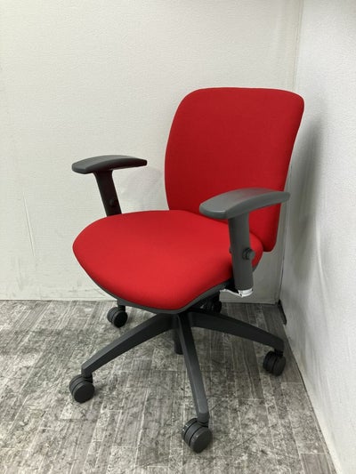 アイコ可動肘付OAチェア 商品画像1
